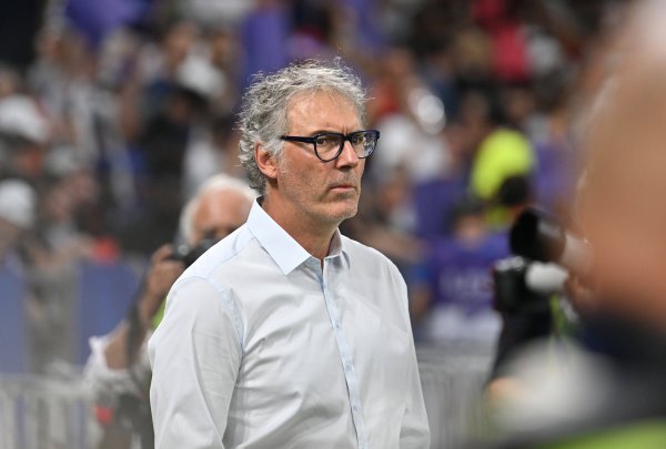 吉达联合主帅：我替换队员  较晚因迪亚比、本泽马、贝尔温随时能得分
