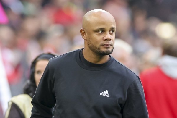 拜仁近48场欧冠小组赛/职业联赛  阶段主场作战  赛事  仅1场未破门，攻入148球