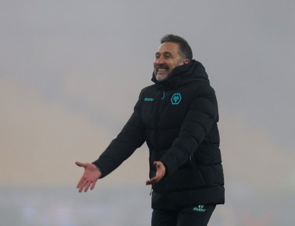 英足总官方：对阵布莱顿时行为不当被罚下，狼队主帅佩雷拉遭指控