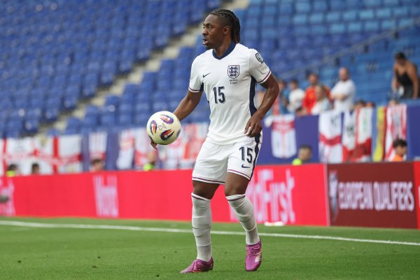 埃泽：图赫尔和阿尔特塔都很注重细节 踢任何位置我都会尽职尽责